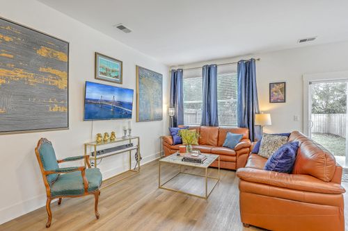 1551 Evergreen St, Charleston, SC, 29407-6649 | Card Image