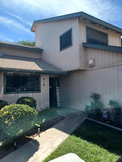 816 W Grand Ave, Porterville, CA, 93257-2033 | Card Image