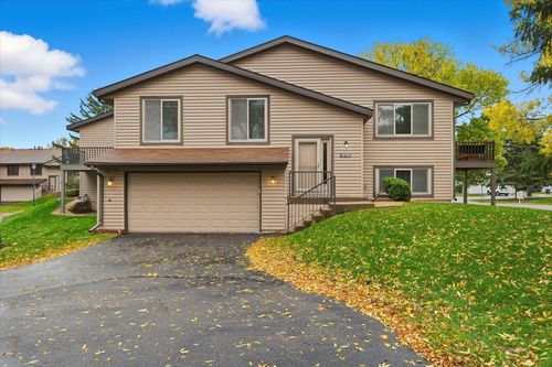14798 Embry Path, Apple Valley, MN, 55124-6343 | Card Image