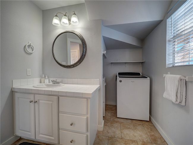514 Royal Palm Dr, House other with 3 bedrooms, 3 bathrooms and 4 parking in Port Aransas TX | Image 5
