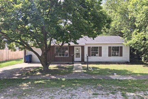 403 W James St, Dwight, IL, 60420-1226 | Card Image