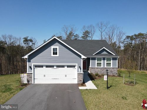 111 Tilapia Rd, INWOOD, WV, 25428-3037 | Card Image