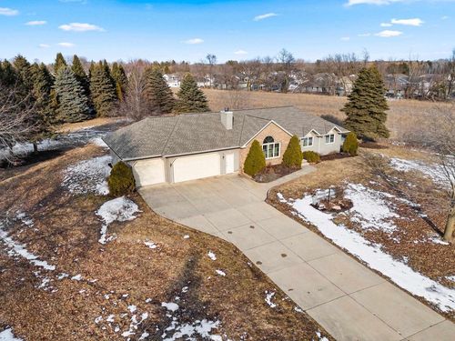 4480 Shawano Avenue, Howard, WI, 54313 | Card Image