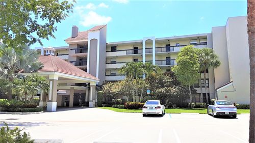 e208-1915 Lavers Cir, Delray Beach, FL, 33444-7801 | Card Image