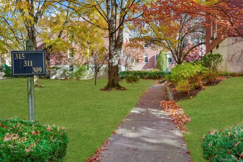 apt-1e-315 Palmer Ter, Mamaroneck, NY, 10543-2426 | Card Image