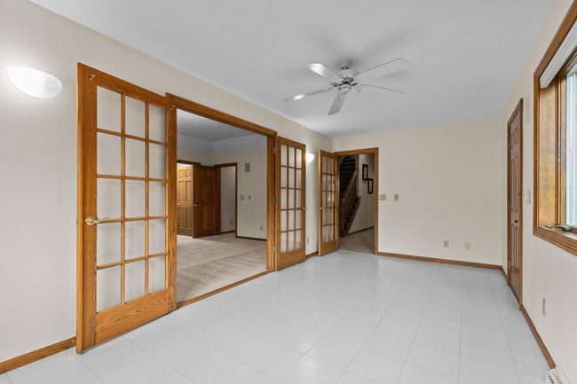 301 E Wayfarer Lane, House other with 4 bedrooms, 4 bathrooms and null parking in APPLETON WI | Image 24