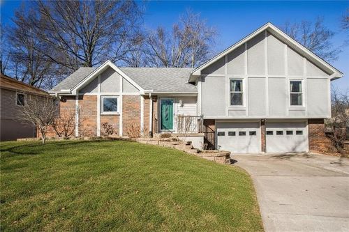 1309 Sw Shawnee St, Blue Springs, MO, 64015-5430 | Card Image