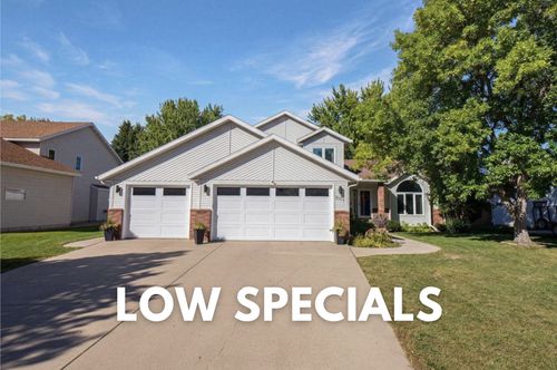 3101 37 1/2 Ave S, Fargo, ND, 58104-7042 | Card Image