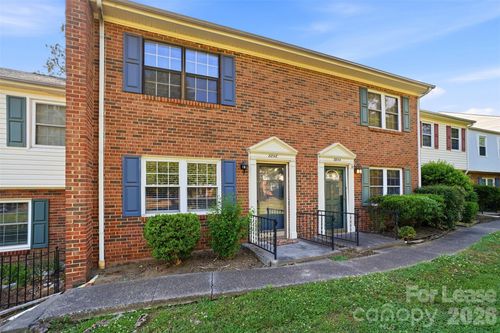 8846 Hunter Ridge Dr, Charlotte, NC, 28226-4686 | Card Image