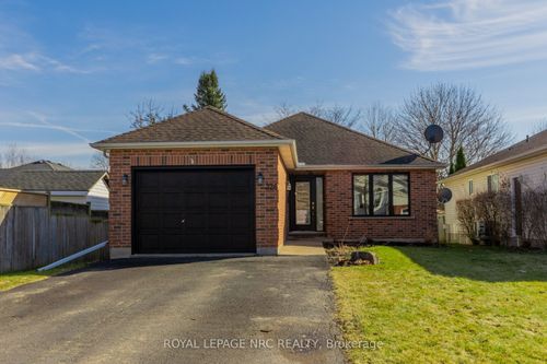 326 Beckett Cres, Fonthill, ON, L0S1E4 | Card Image