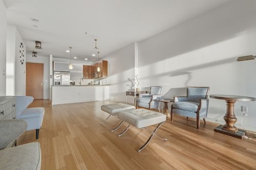 apt-607-150 Dorchester Ave, Boston, MA, 02127-1094 | Card Image