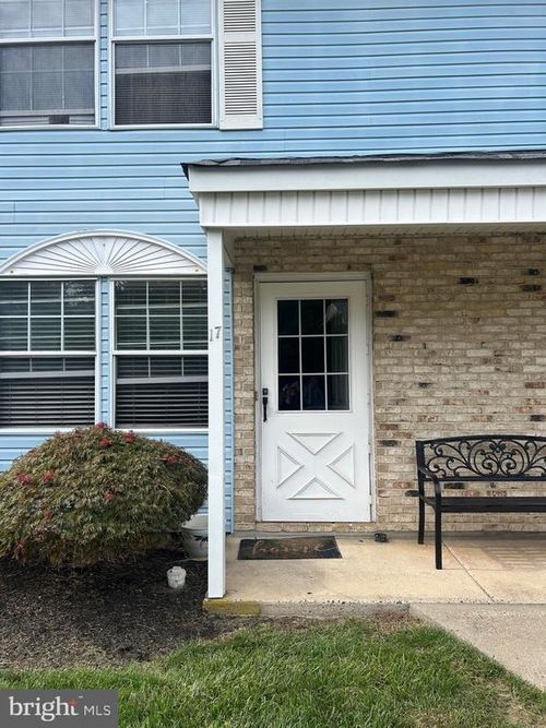 unit-17c-82 Cliffwood Ave, Cliffwood, NJ, 07721-1081 | Card Image