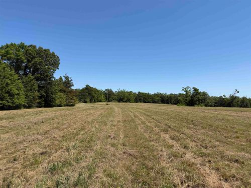 5 Bethlehem Rd, Adamsville, TN, 38310-3801 | Card Image