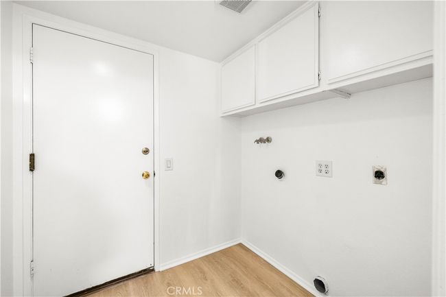 19 Alameda, House other with 5 bedrooms, 3 bathrooms and 2 parking in Irvine CA | Image 18