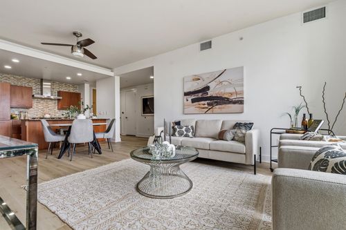 unit-517-210 Lee Barton Dr, Austin, TX, 78704-1087 | Card Image