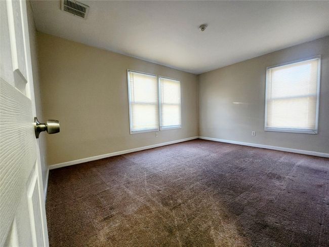Primary BR w/ entry to bathroom | Image 6