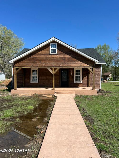 316 W Main St, Bradford, TN, 38316-9688 | Card Image