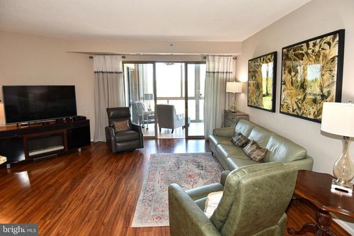 apt-811-3100 N Leisure World Blvd, SILVER SPRING, MD, 20906-8347 | Card Image