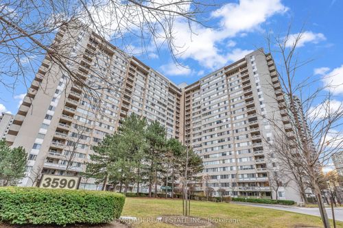 605-3590 Kaneff Cres, Mississauga, ON, L5A3X3 | Card Image