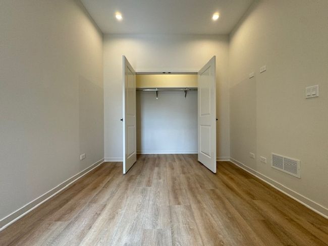 103 - 4177 W Belmont Ave, Condo with 3 bedrooms, 2 bathrooms and 2 parking in Chicago IL | Image 15