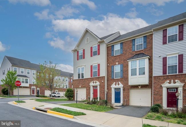 45955 Grammercy Ter, Townhouse with 3 bedrooms, 3 bathrooms and null parking in STERLING VA | Image 52