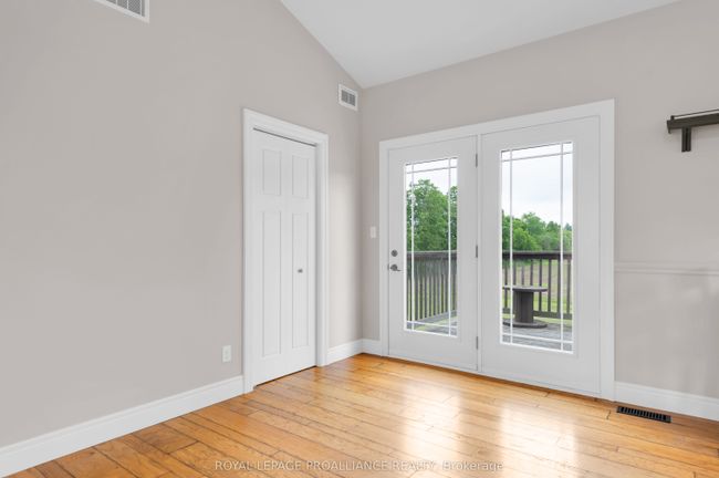 126 Squire Rd, House other with 3 bedrooms, 2 bathrooms and 8 parking in Springbrook ON | Image 15