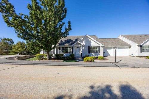 1 Beech St, Hooksett, NH, 03106-1437 | Card Image