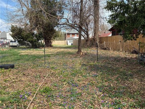1319 16th St, Parkersburg, WV, 26101-4109 | Card Image