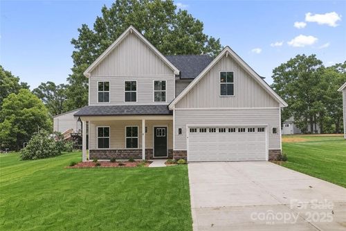 329 Henderson Cir, Harrisburg, NC, 28075-9406 | Card Image