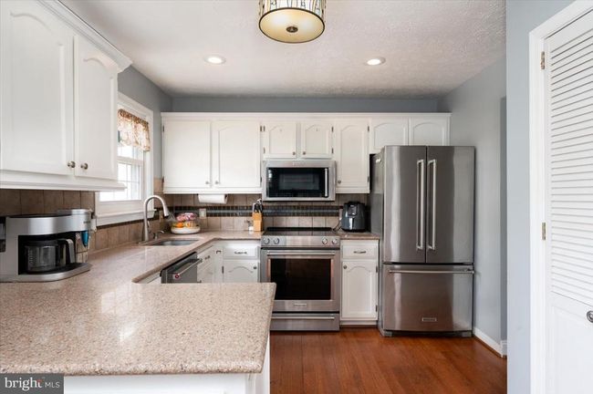 8563 Kim Marie Ct, House other with 3 bedrooms, 2 bathrooms and null parking in PASADENA MD | Image 12