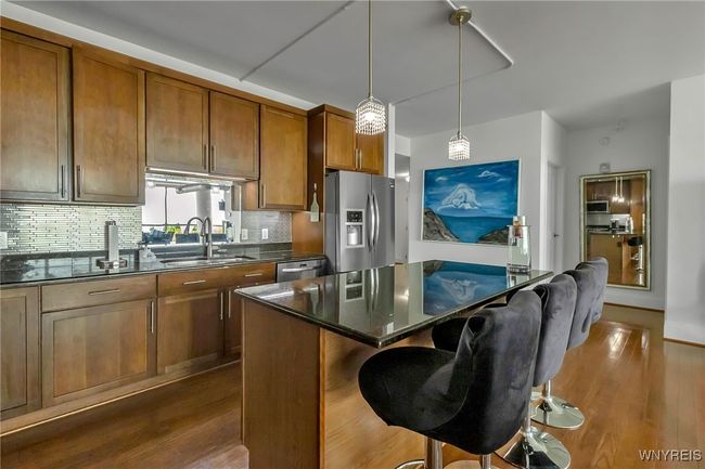 UNIT-403 - 132 Lakefront Blvd, Condo with 2 bedrooms, 2 bathrooms and null parking in Buffalo NY | Image 6