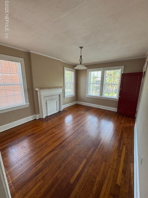 4-2056 Post St, Jacksonville, FL, 32204-3733 | Card Image