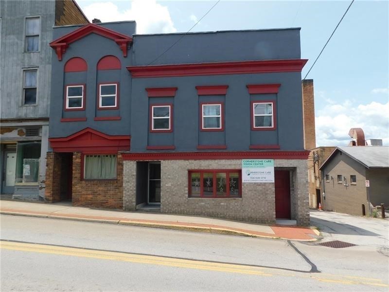 118 S Pittsburgh St, Connellsville, PA 15425