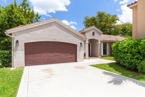 1769 Harborside Cir, Wellington, FL, 33414-8068 | Card Image