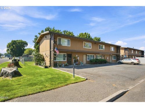 115 Ne A St, Madras, OR, 97741 | Card Image