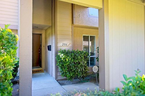 206 Touchstone Place, West Sacramento, CA, 95691 | Card Image