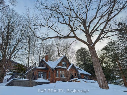 451 Westmount Dr, London, ON, N6K1X4 | Card Image
