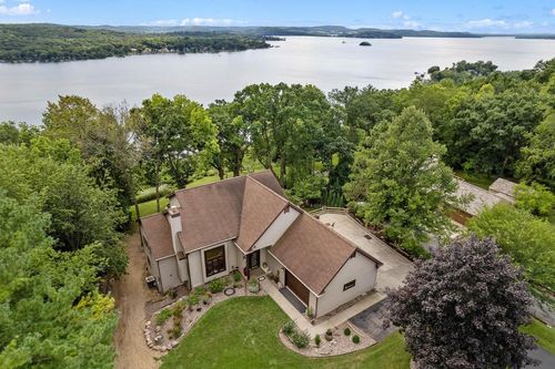 W10725 Wildwood Way, Poynette, WI, 53955-8425 | Card Image