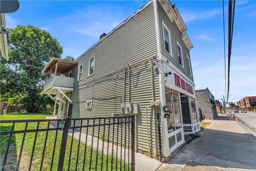 2up-5011 Clark Avenue, Cleveland, OH, 44102 | Card Image
