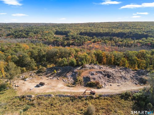 94 Hubbard Hill Rd, Killingly, CT, 06239-3811 | Card Image