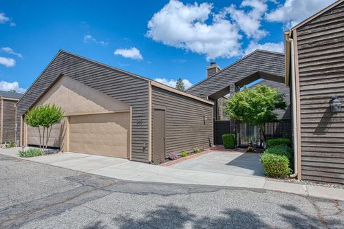 345 Sylmar Ave, Clovis, CA, 93612-0763 | Card Image
