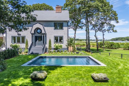 5805 Main Bayview Rd, Southold, NY, 11971-4831 | Card Image