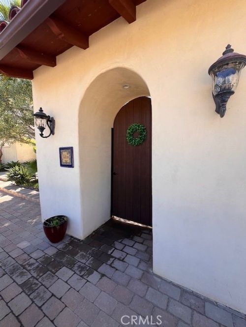 203-344 Triana Ln, Avalon, CA, 90704-2878 | Card Image