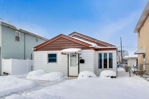 6116 S Neenah Ave, Chicago, IL, 60638-4143 | Card Image