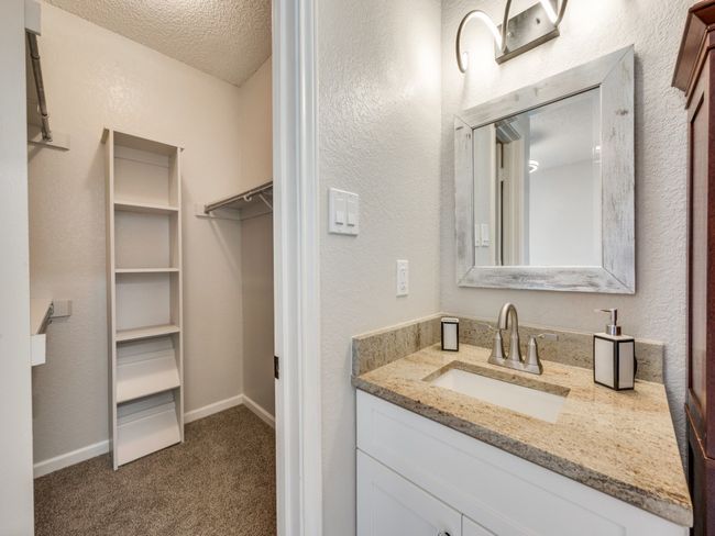 APT-308 - 1603 Marsh Ln, Condo with 2 bedrooms, 1 bathrooms and null parking in Carrollton TX | Image 15