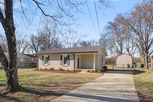 110 Green Meadow Dr, Gallatin, TN, 37066-9151 | Card Image