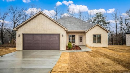 218 Michelle Dr, Beebe, AR, 72012-8025 | Card Image