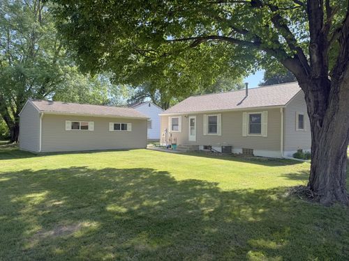 214 N 15th Street, Estherville, IA, 51334 | Card Image