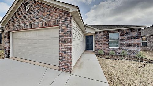 4328 Siena Ridge Blvd, Oklahoma City, OK, 73179-2524 | Card Image