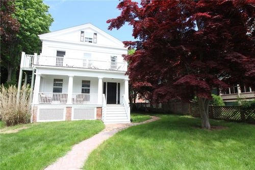 12 Bull St, Newport, RI, 02840-7750 | Card Image